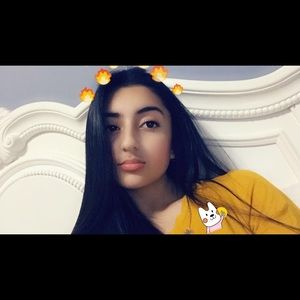 Meet your Posher, Stephanie